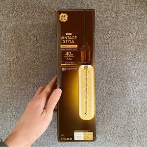 NWOT GE Vintage Style Amber Glass Warm Edison Lightbulb